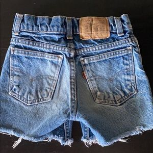 Levi’s orange tan cut off shorts